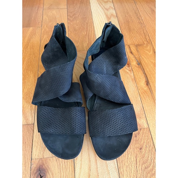 Eileen Fisher Kes 2 Perforated Leather Wedge Sandals Size 8.5 Black GUC - Picture 7 of 9